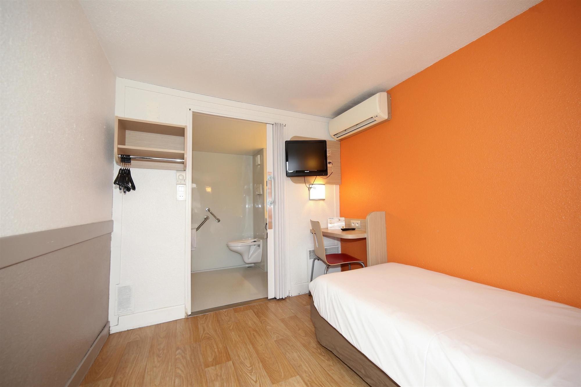 Premiere Classe Toulouse Ouest -Blagnac Aeroport Bagian luar foto