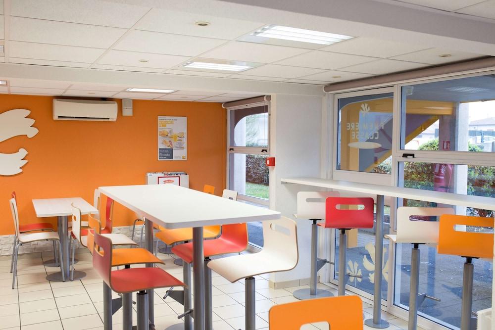 Premiere Classe Toulouse Ouest -Blagnac Aeroport Bagian luar foto