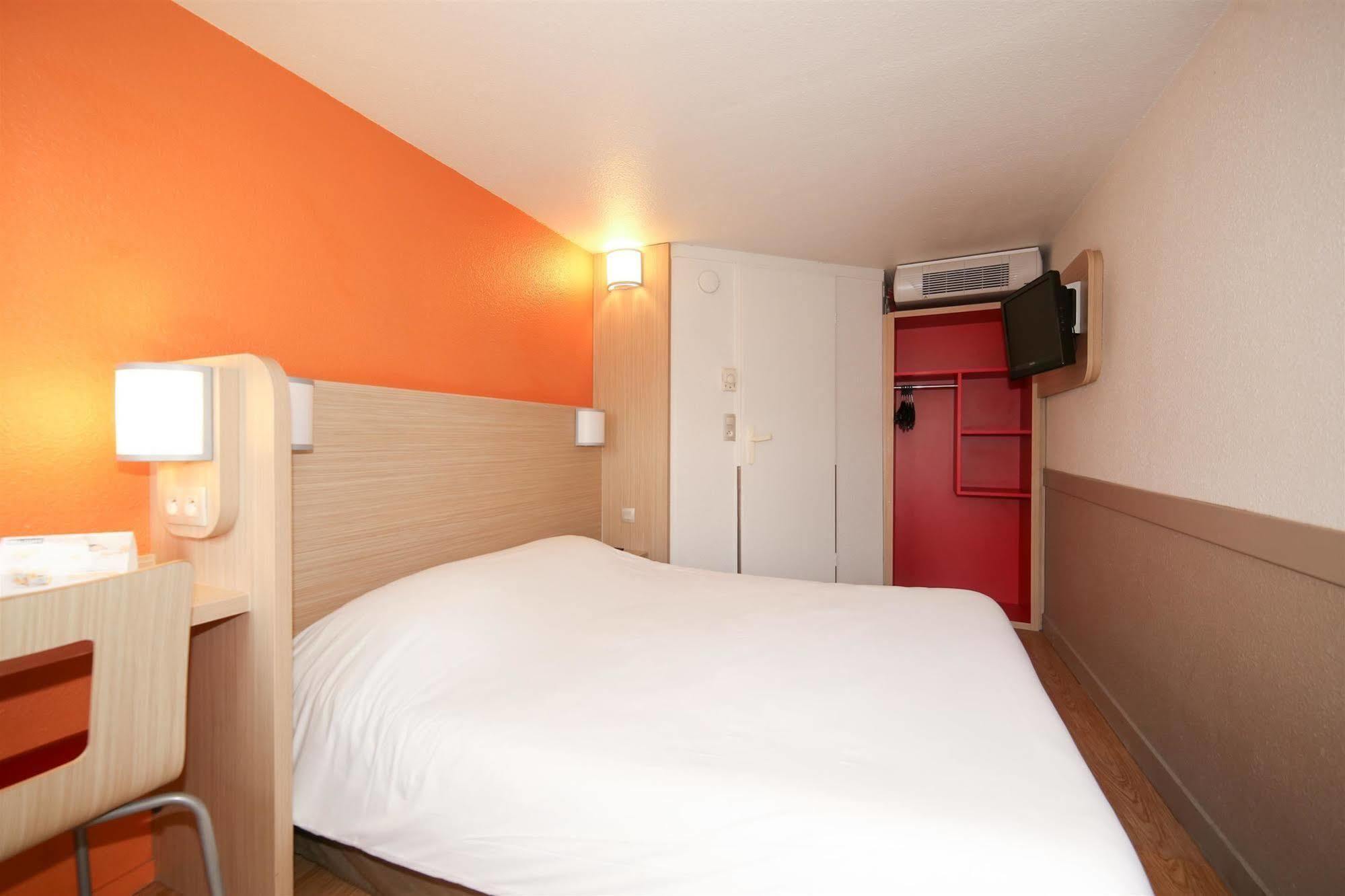 Premiere Classe Toulouse Ouest -Blagnac Aeroport Bagian luar foto